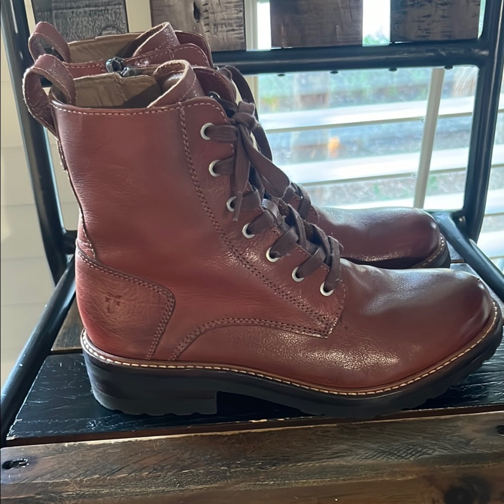 Frye Women's Ankle Boots in Rich Brown